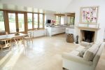 images/interiors/Kitchen_09-2.jpg