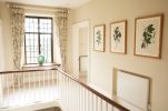 images/interiors/RegencyLanding_03.jpg